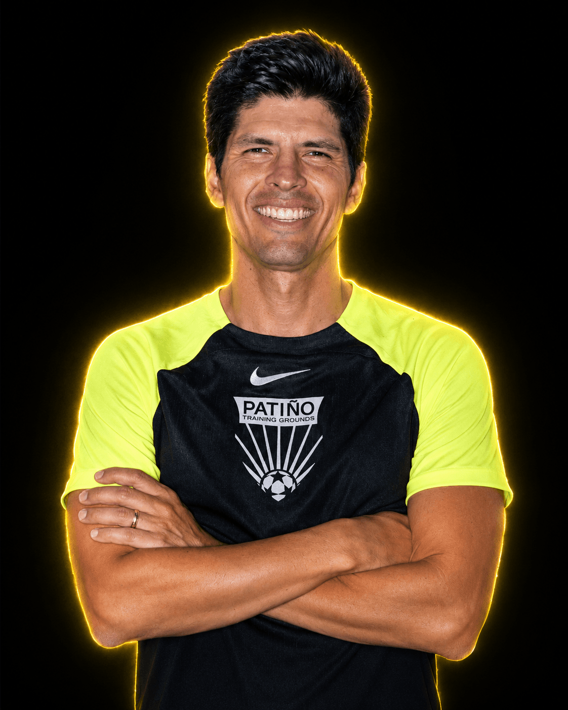 Josh Patiño headshot